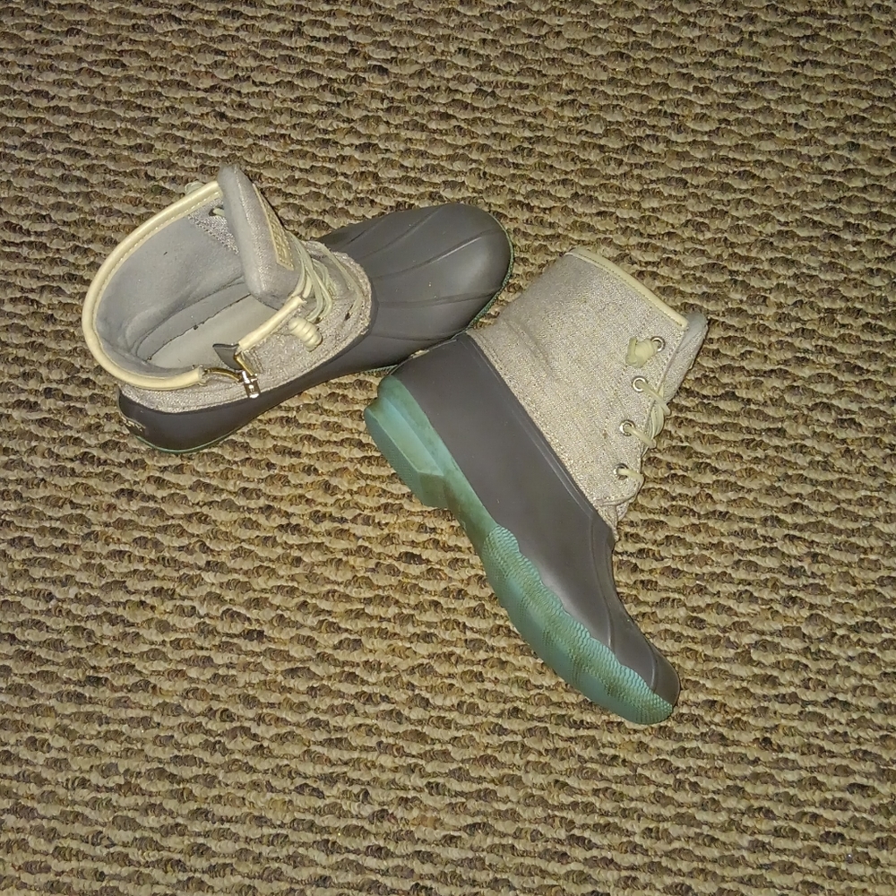 Sperry boots